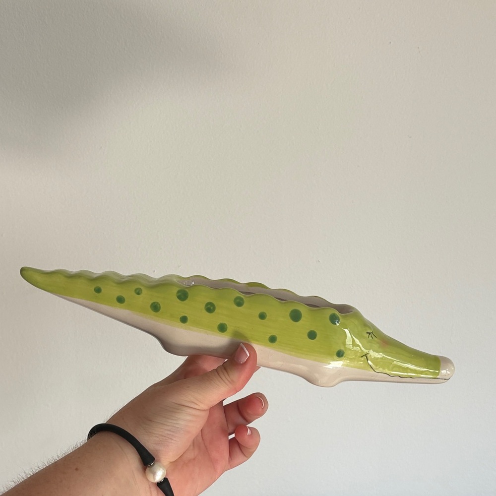 Green and Cream Alligator Figurine/Planter